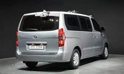 Hyundai Starex 2019, 139737 км, за 8736.18 USD