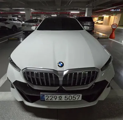 BMW 5-Series 2024, 17000 км, за 52816.86 USD