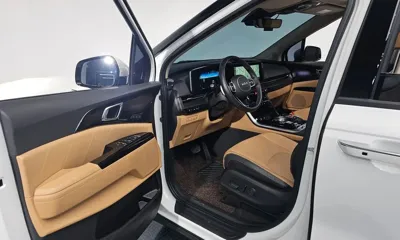 Kia Canival 2023, 47082 км, за 22494.09 USD - фото 10