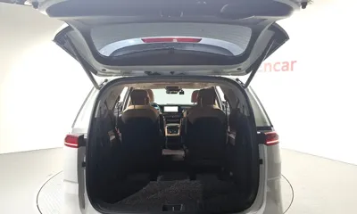 Kia Canival 2023, 47082 км, за 22494.09 USD - фото 20