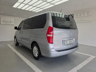 Hyundai Starex 2019, 190223 км, за 6498.62 USD