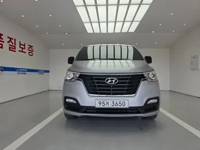 Hyundai Starex 2019, 190223 км, за 6498.62 USD