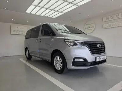 Hyundai Starex 2019, 190223 км, за 6498.62 USD - фото 17