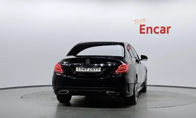 Mercedes-Benz C-Class 2017, 103271 км, за 9124.33 USD
