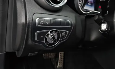 Mercedes-Benz C-Class 2017, 103271 км, за 9124.33 USD - фото 19