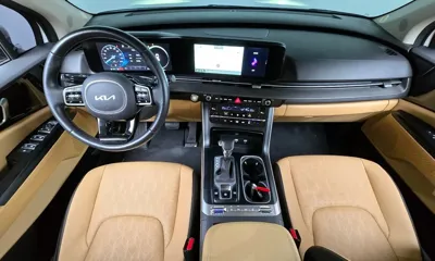 Kia Canival 2023, 50088 км, за 17517.2 USD - фото 7