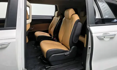 Kia Canival 2023, 50088 км, за 17517.2 USD - фото 12