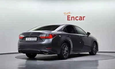 Lexus ES 2017, 65607 км, за 13651.43 USD