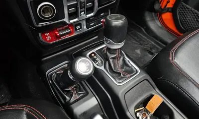 Jeep Wrangler 2020, 105328 км, за 21433.24 USD - фото 9