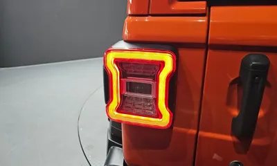 Jeep Wrangler 2020, 105328 км, за 21433.24 USD - фото 23