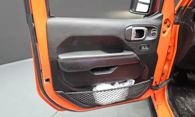 Jeep Wrangler 2020, 105328 км, за 21433.24 USD - фото 24