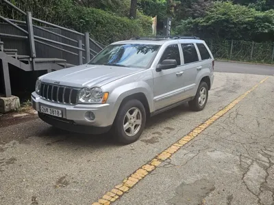 Jeep Cherokee · 2007 год
