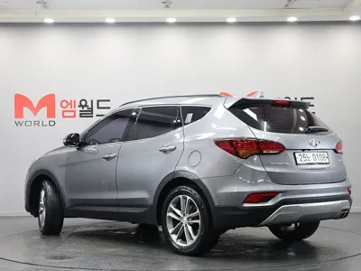 Hyundai Santafe 2016, 119796 км, за 7100.98 USD