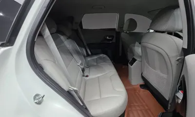 Kia Niro 2017, 154501 км, за 6760.71 USD - фото 29