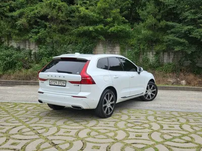 Volvo XC60 2020, 164112 км, за 15595.13 USD