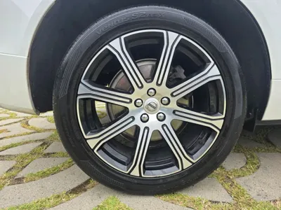 Volvo XC60 2020, 164112 км, за 15595.13 USD