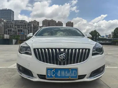 Buick Regal 2015, 200000 км, за 2633.14 USD