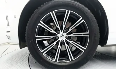 Volvo XC60 2021, 37418 км, за 27432.59 USD