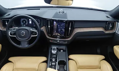 Volvo XC60 2021, 37418 км, за 27432.59 USD - фото 7