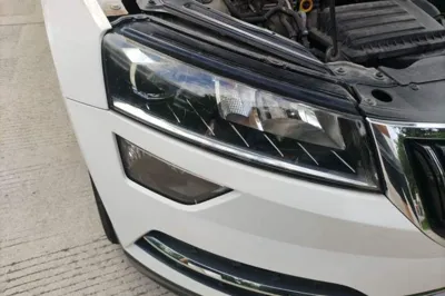 Skoda Karoq 2018, 72300 км, за 7401 USD - фото 7