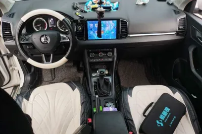 Skoda Karoq 2018, 72300 км, за 7401 USD - фото 13