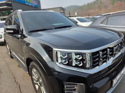 Kia Mohave 2021, 80000 км, за 20087.1 USD