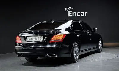 Hyundai Equus 2010, 58719 км, за 4495.12 USD