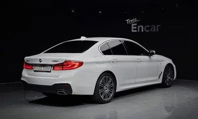 BMW 5-Series 2020, 36279 км, за 25449.52 USD