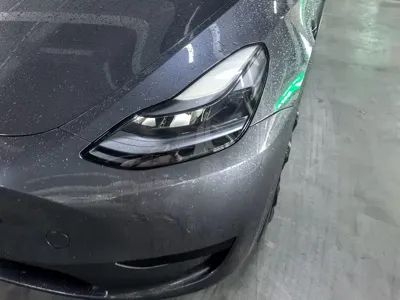 Tesla Model Y 2022, 65000 км, за 21629.95 USD - фото 12