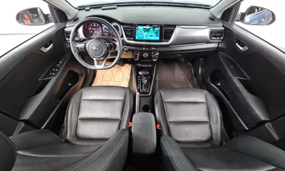 Kia Stonic 2019, 57799 км, за 6291.39 USD - фото 7