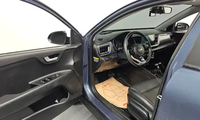 Kia Stonic 2019, 57799 км, за 6291.39 USD - фото 10