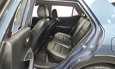 Kia Stonic 2019, 57799 км, за 6291.39 USD - фото 11