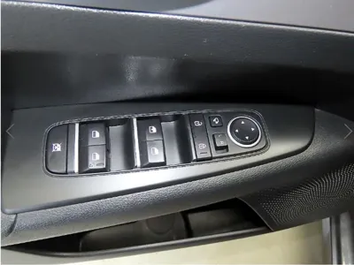 Kia K3 2022, 110792 км, за 8205.33 USD - фото 13