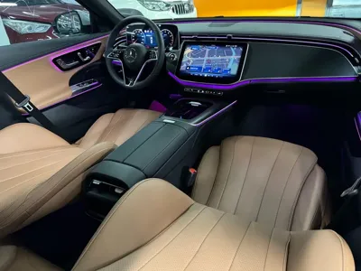 Mercedes-Benz E-Class 2025, 1326 км, за 42260.84 USD - фото 8