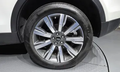 Land Rover Discovery Sport 2018, 102814 км, за 9117.94 USD