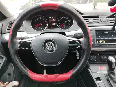 Volkswagen Lamando 2015, 79200 км, за 5473.7 USD
