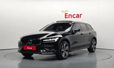 Volvo V60 · 2020 год