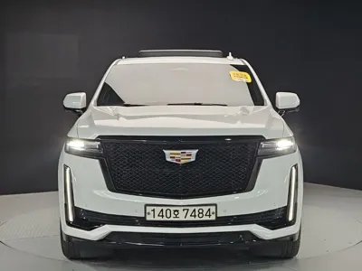Cadillac Escalade · 2021 год
