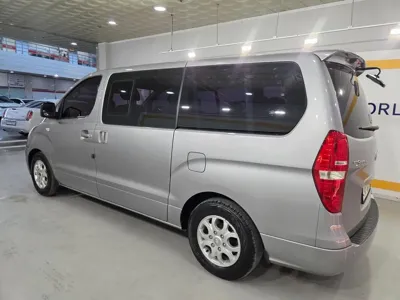 Hyundai Starex 2012, 118300 км, за 5667.76 USD - фото 6