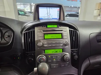 Hyundai Starex 2012, 118300 км, за 5667.76 USD - фото 10