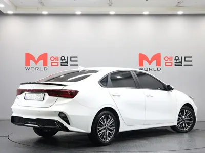 Kia K3 2023, 52900 км, за 10437.18 USD