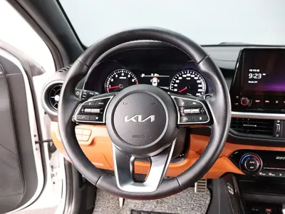 Kia K3 2023, 52900 км, за 10437.18 USD - фото 15