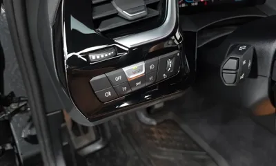BMW Z4 2025, 6479 км, за 39713.8 USD - фото 20