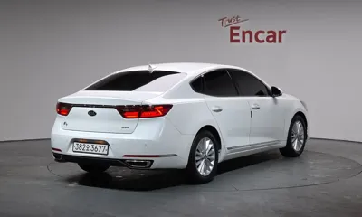 Kia K7 2019, 107534 км, за 7862.57 USD