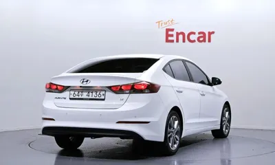 Hyundai Avante 2018, 94385 км, за 7159.74 USD
