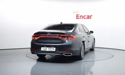Hyundai Grandeur 2019, 117908 км, за 11027.96 USD