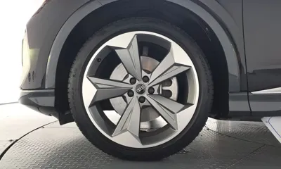 Audi Q4 e-tron 2025, 15963 км, за 32443.01 USD