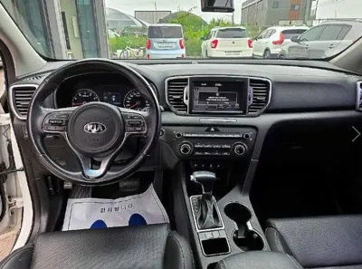 Kia Sportage 2018, 133002 км, за 8983.72 USD