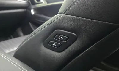 Genesis G70 2019, 101669 км, за 12046.62 USD - фото 31