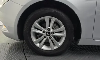 Hyundai Sonata 2012, 178045 км, за 2535.27 USD